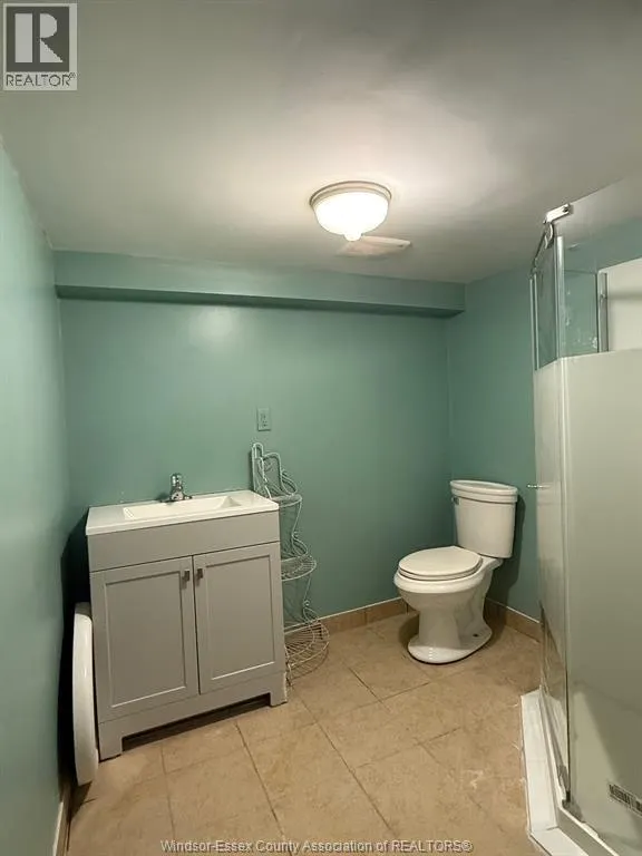 1285 DUFFERIN PLACE