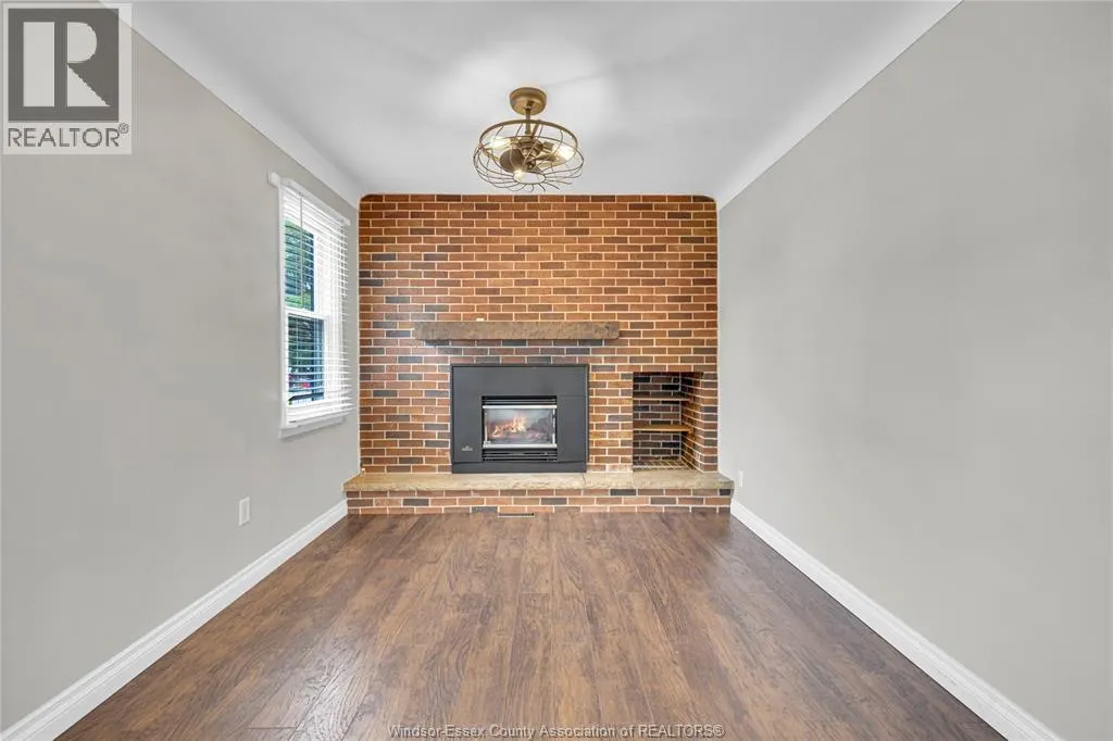 1124 ST. LOUIS