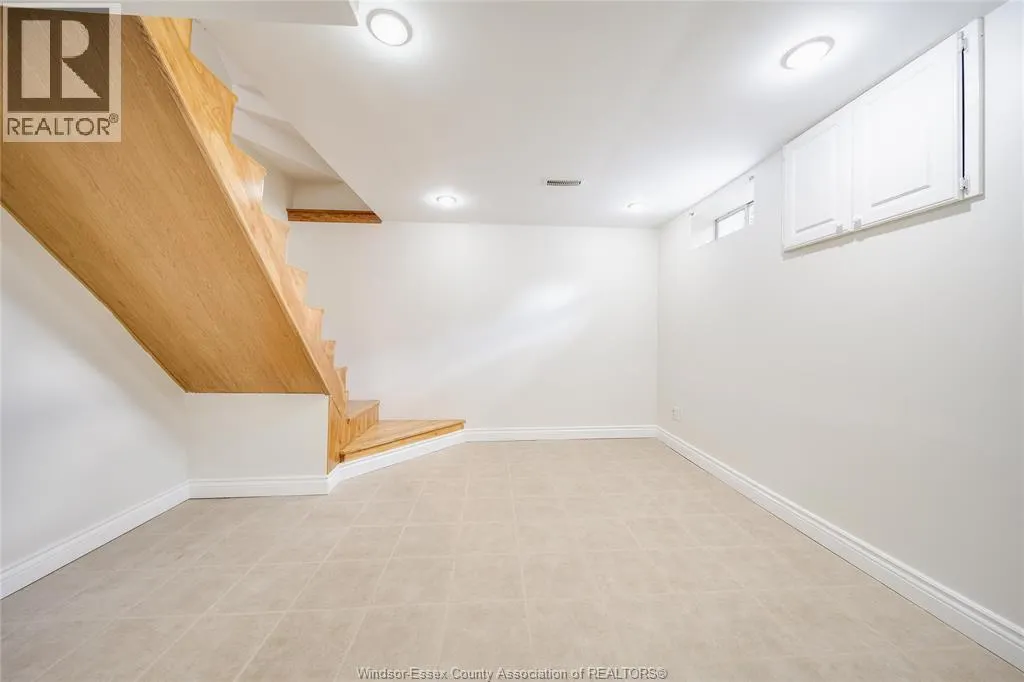 1632 BERNARD ROAD