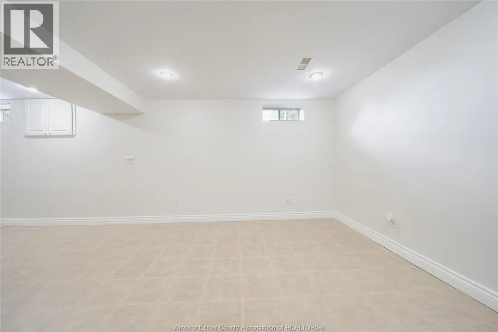 1632 BERNARD ROAD