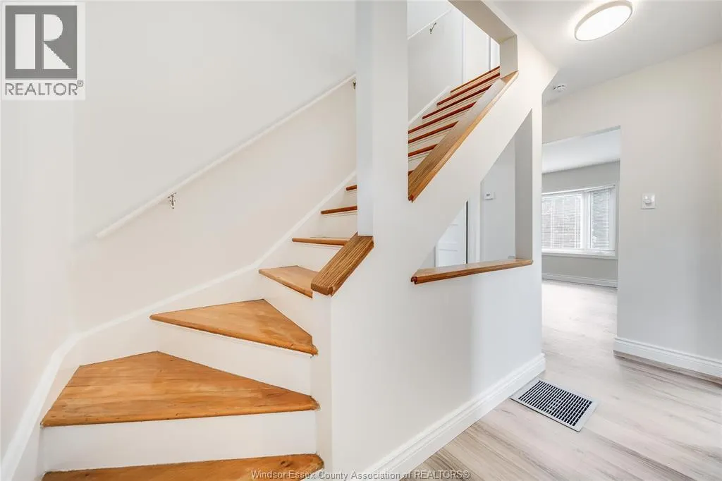 1632 BERNARD ROAD