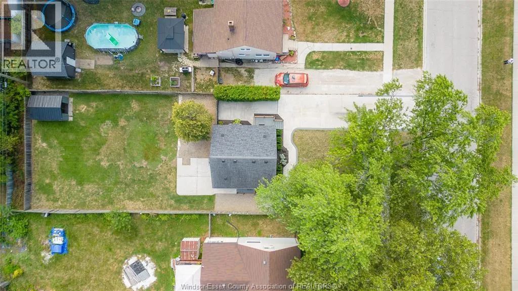 1632 BERNARD ROAD