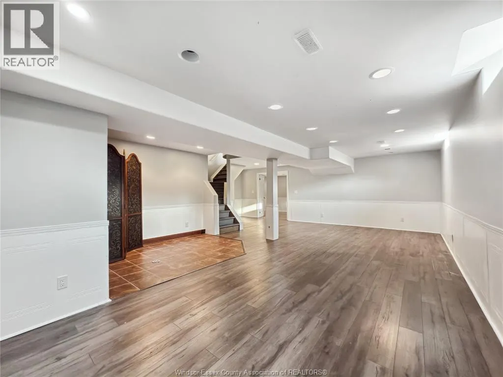 157 ROCKHAVEN