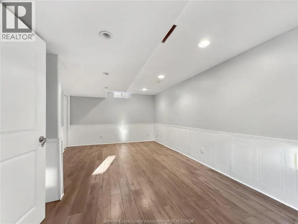 157 ROCKHAVEN