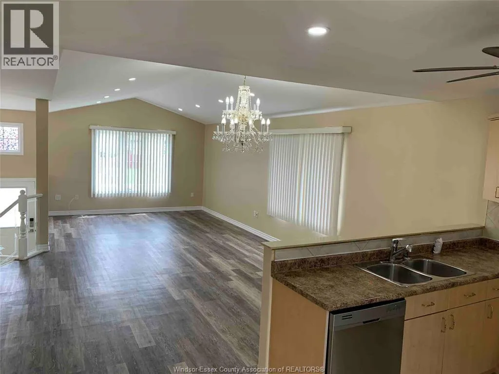 4537 FONTANA AVENUE Unit# UPPER