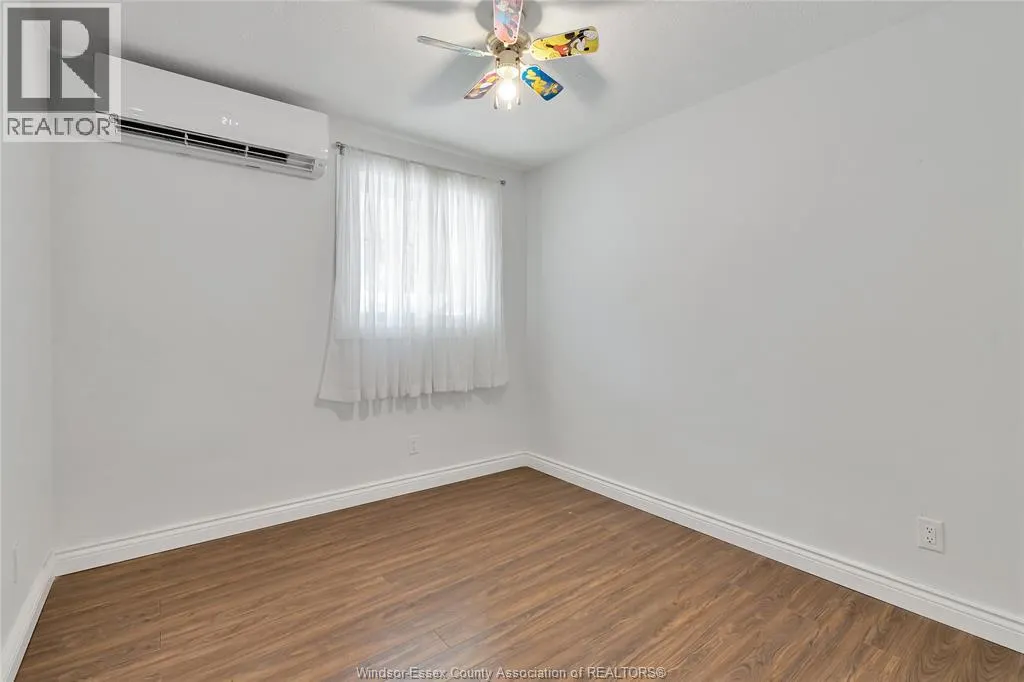 1388 COTTAGE PLACE