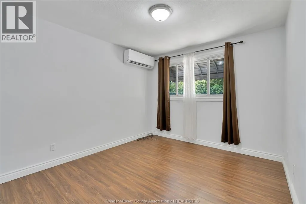 1388 COTTAGE PLACE