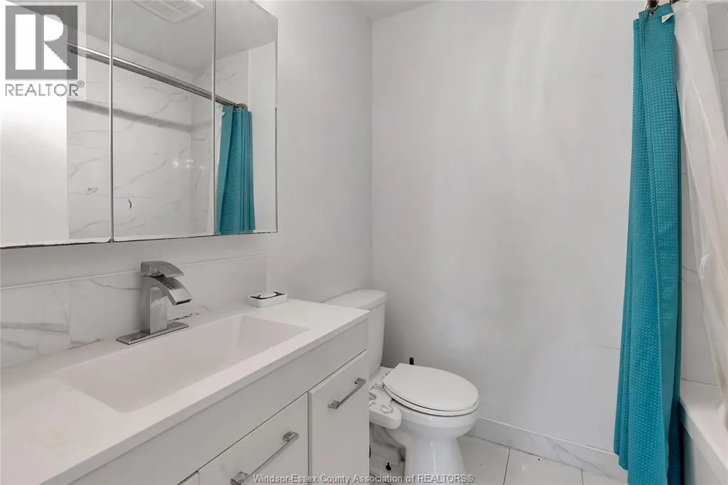 1388 COTTAGE PLACE