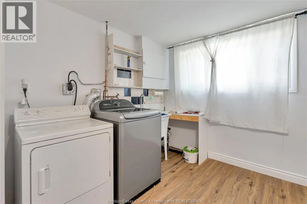 1388 COTTAGE PLACE