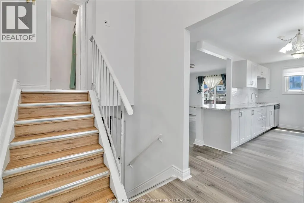 1388 COTTAGE PLACE