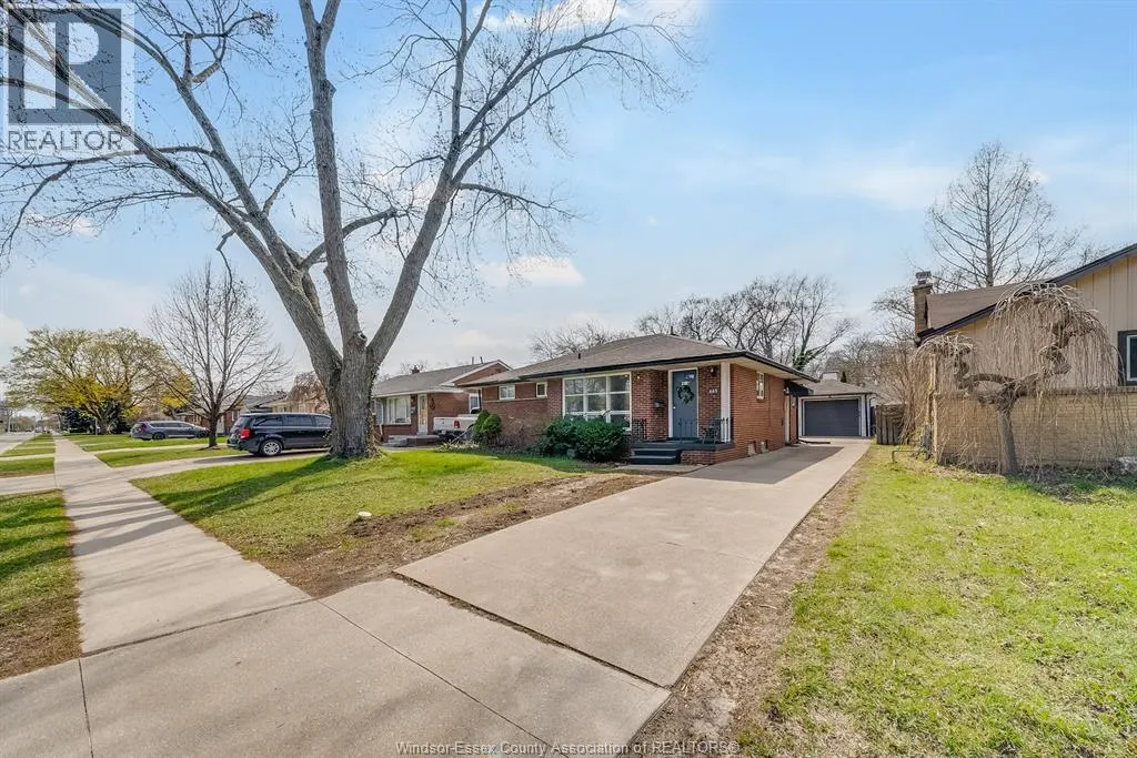 465 RIVERDALE AVENUE