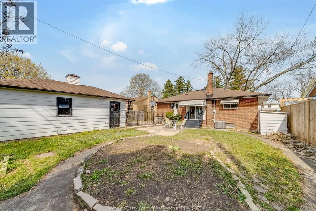 465 RIVERDALE AVENUE