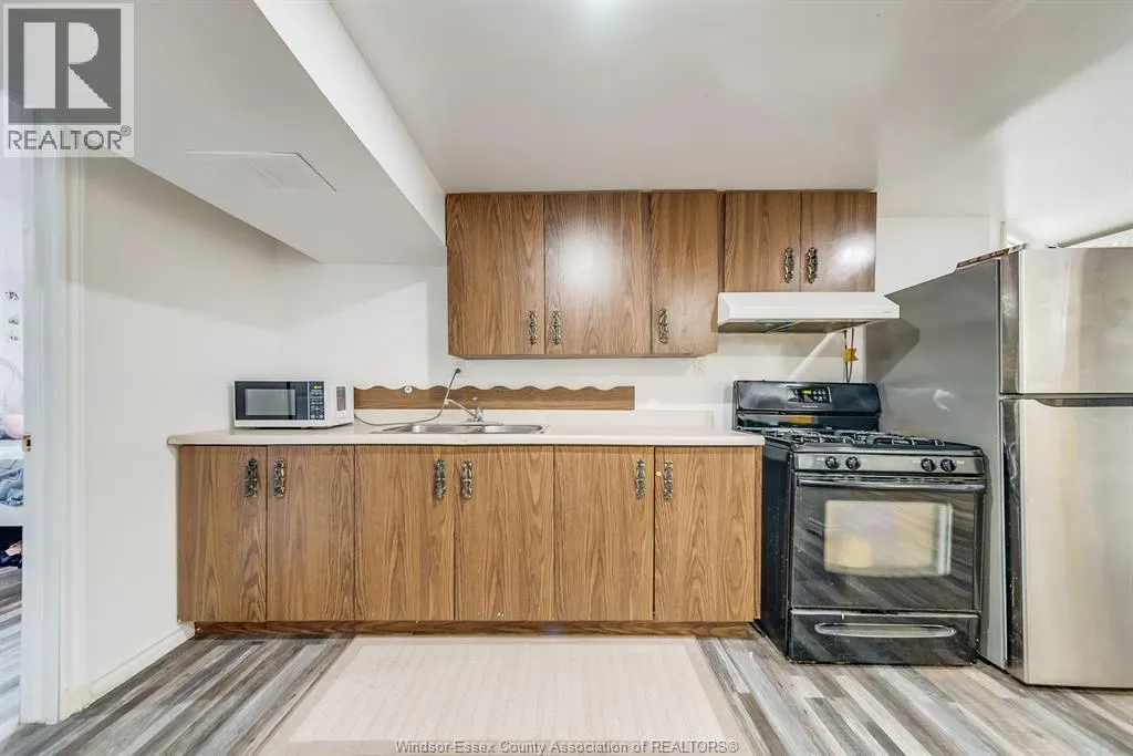 465 RIVERDALE AVENUE