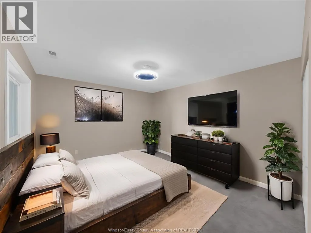 1390 LAUZON ROAD Unit# 324
