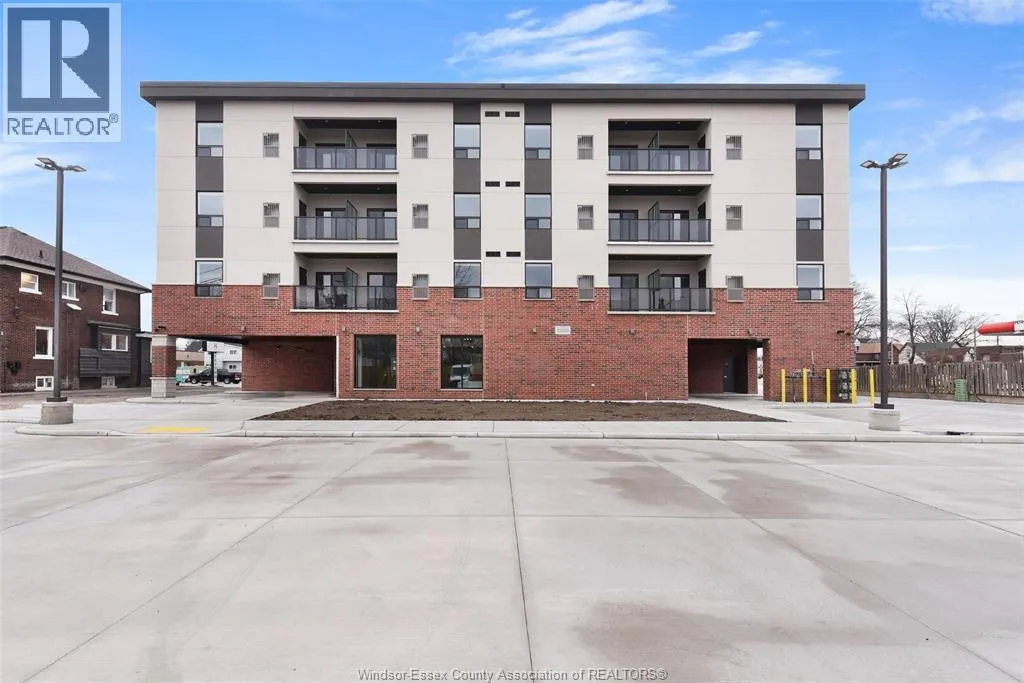 840 WYANDOTTE East Unit# 205