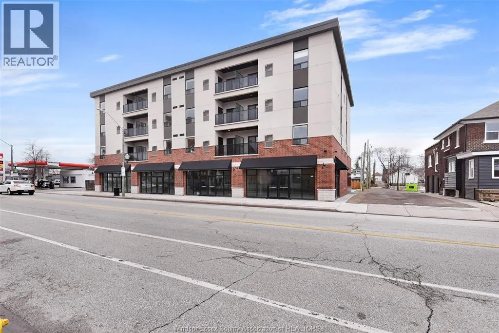 840 WYANDOTTE East Unit# 205