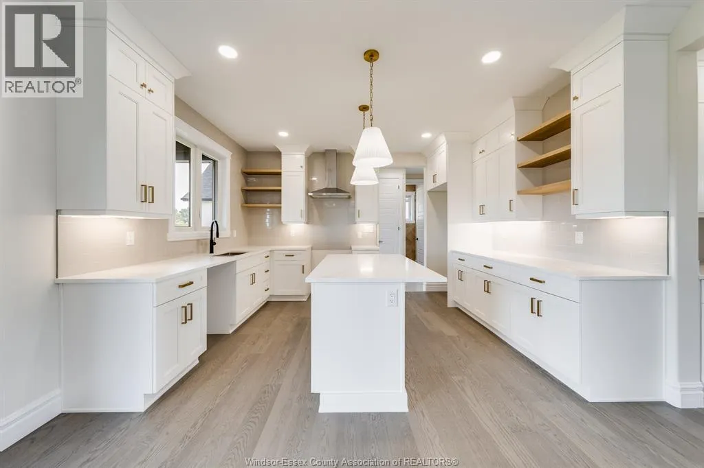 631 SUMMIT
