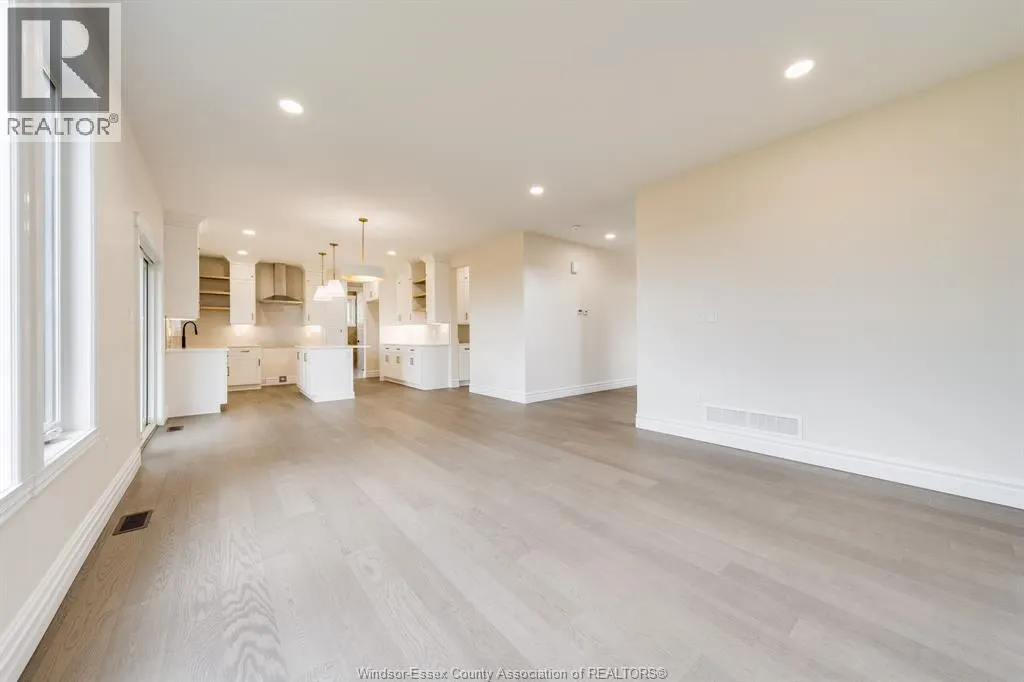 631 SUMMIT