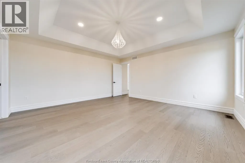 631 SUMMIT