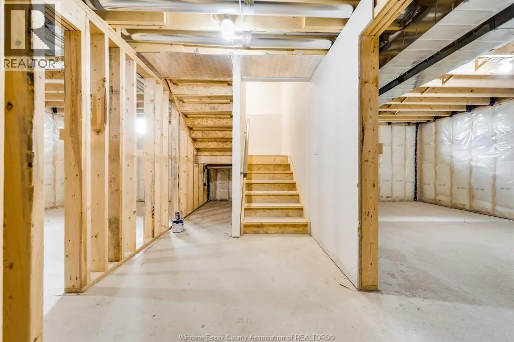 631 SUMMIT