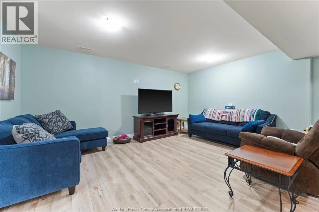 415 Caserta CRESCENT