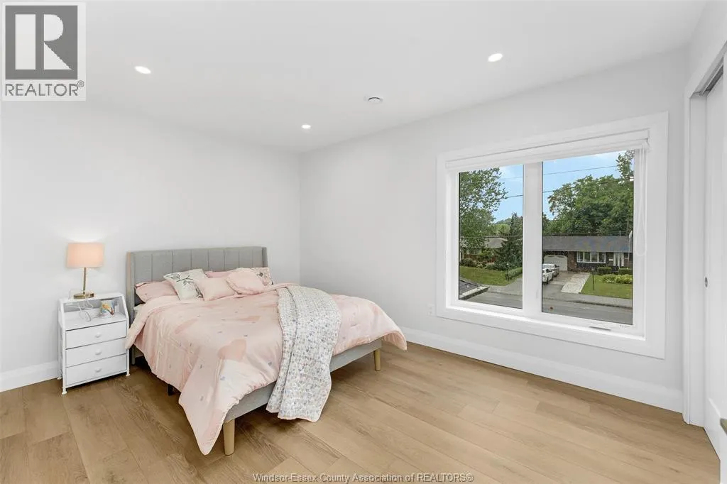 2440 TODD LANE