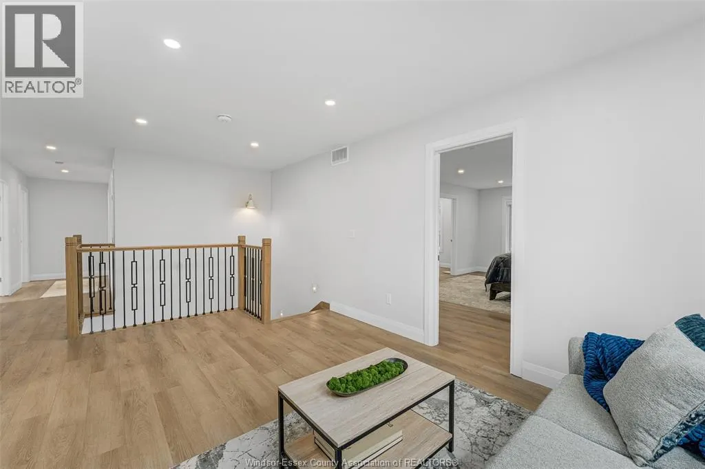 2440 TODD LANE