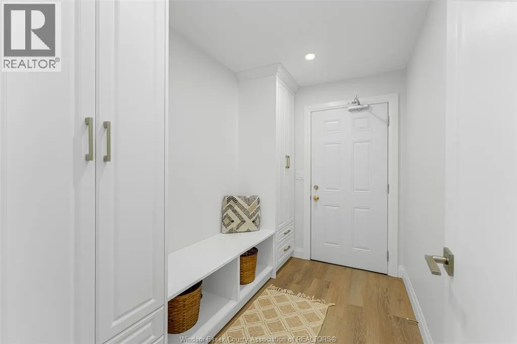 2440 TODD LANE