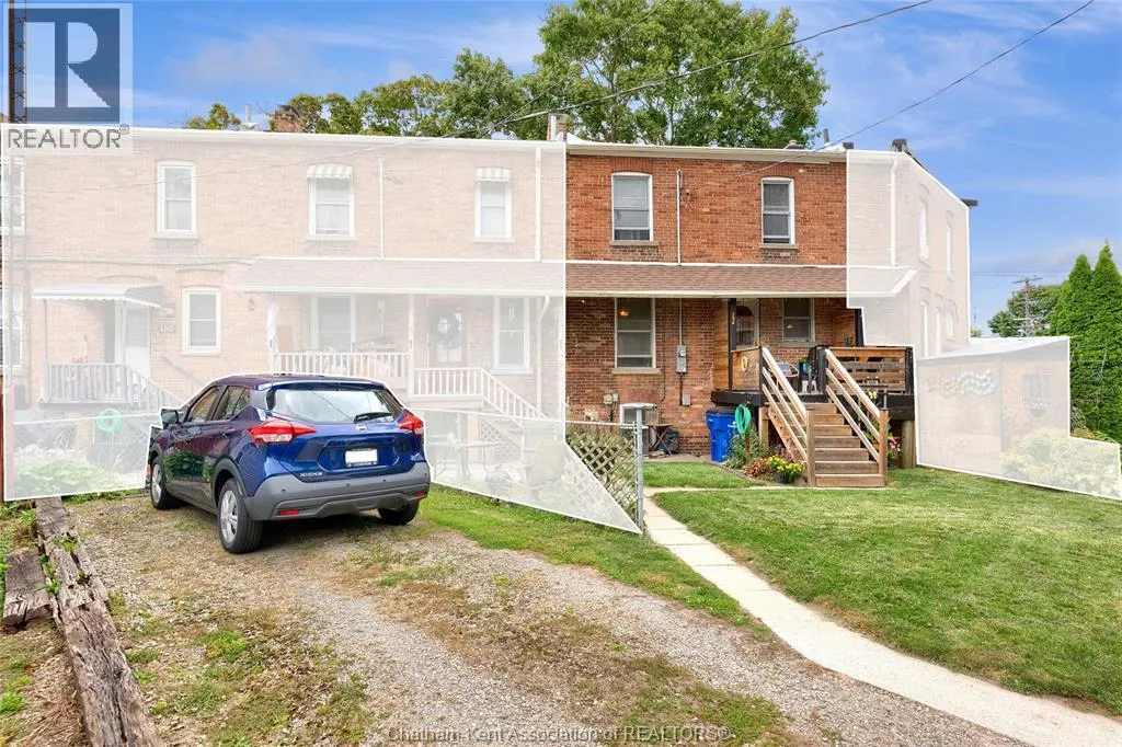 154 Grand AVENUE East