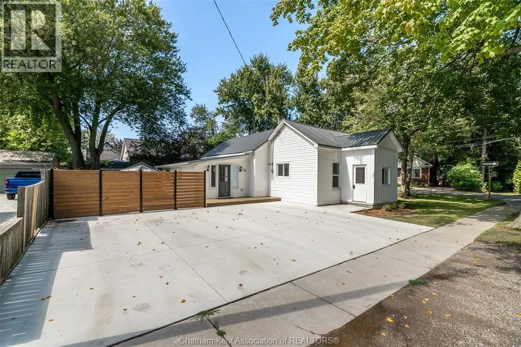 54 Sheldrick STREET