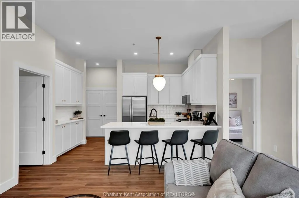 12 Mill STREET West Unit# 414