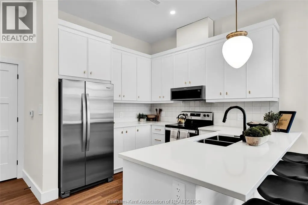 12 Mill STREET West Unit# 414
