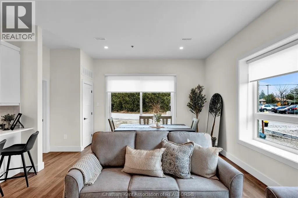 12 Mill STREET West Unit# 414
