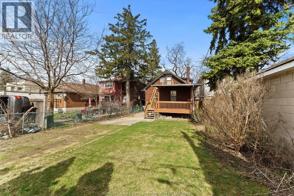 1427 BRUCE AVENUE