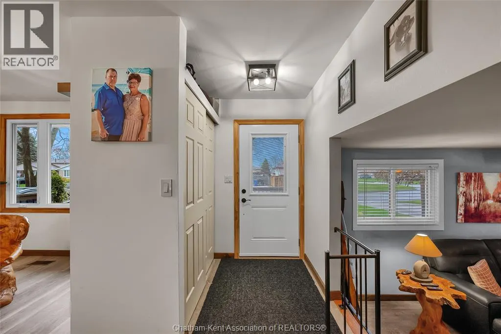 12 DONALDA DRIVE
