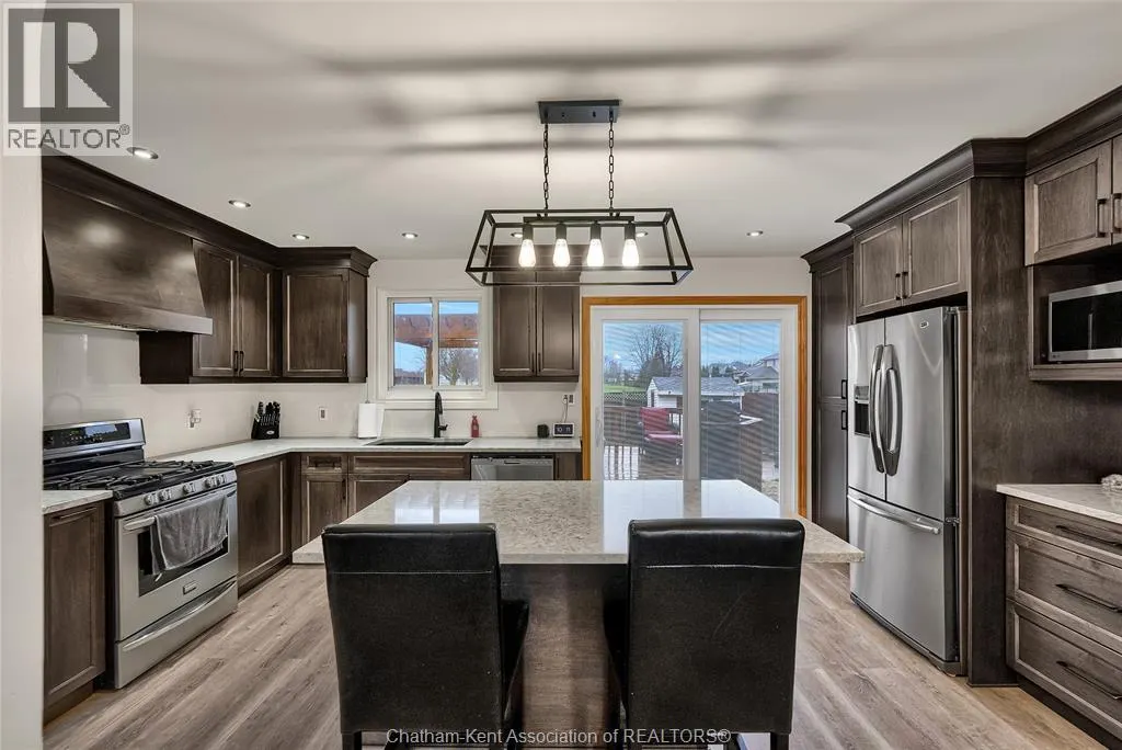12 DONALDA DRIVE