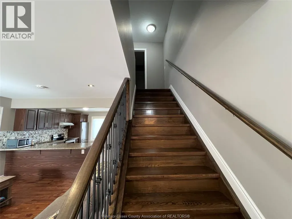 1060 MERCER