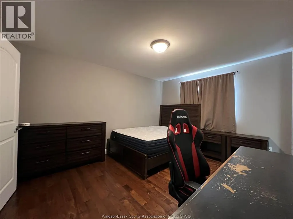 1060 MERCER