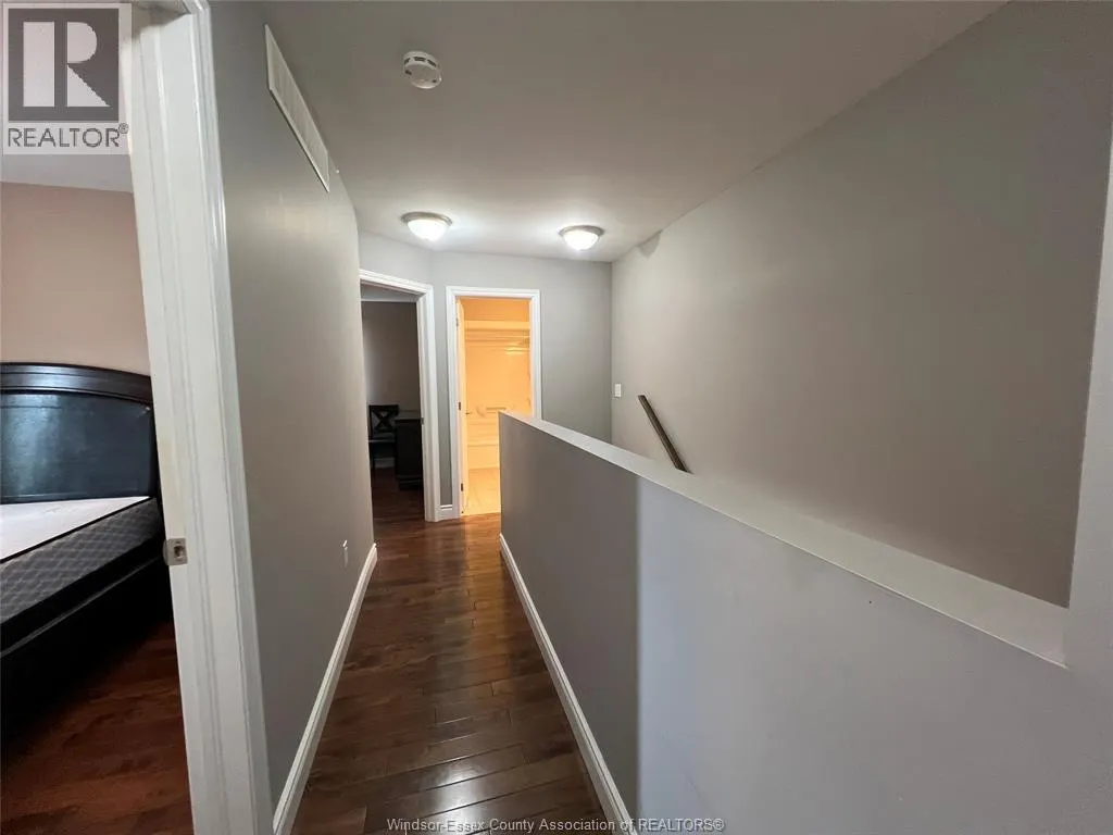 1060 MERCER