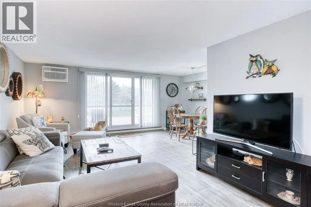 9099 Riverside DRIVE East Unit# W205