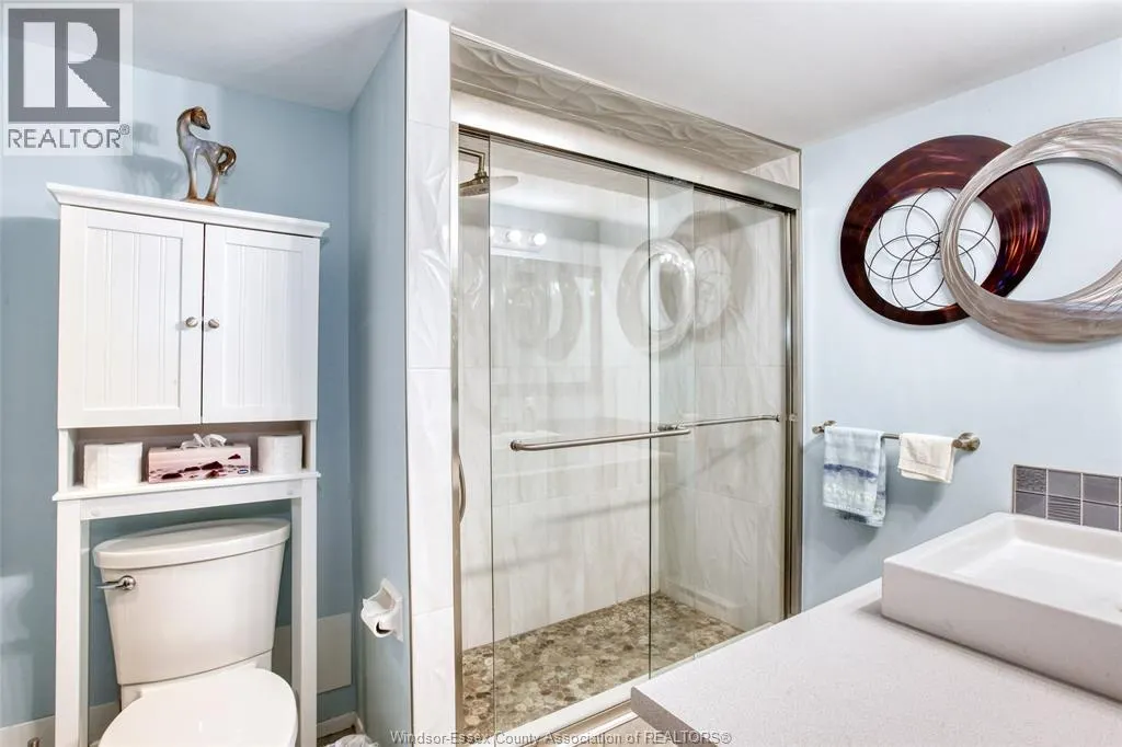9099 Riverside DRIVE East Unit# W205