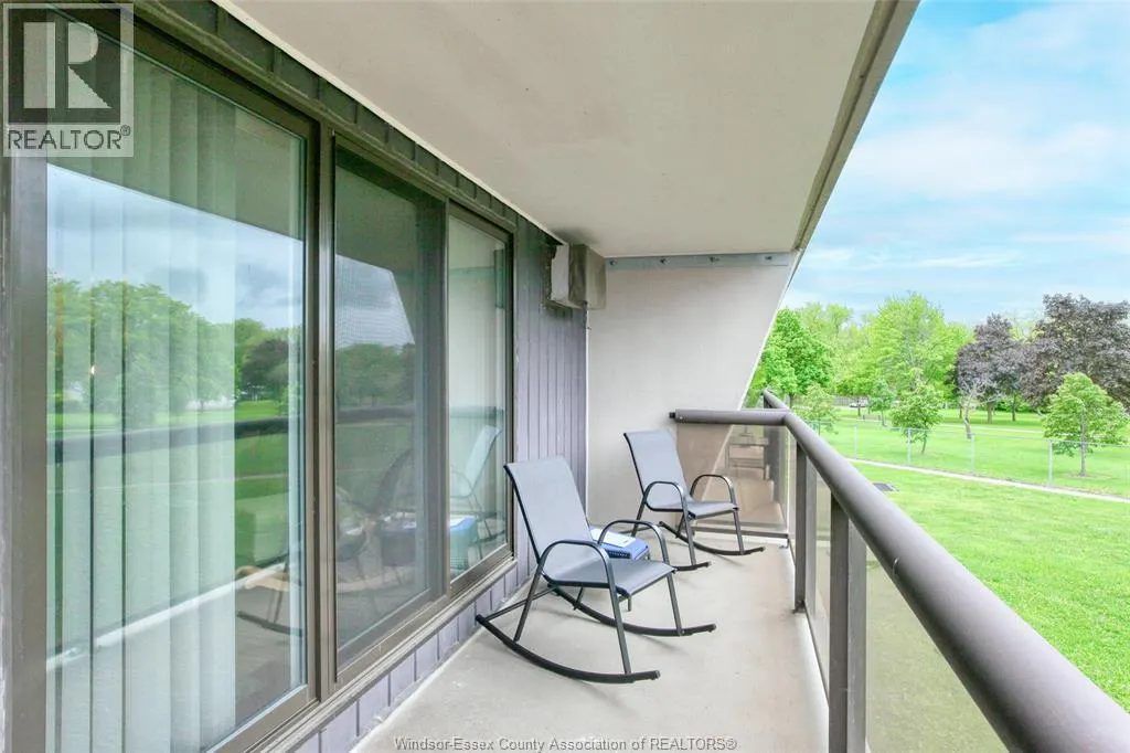 9099 Riverside DRIVE East Unit# W205