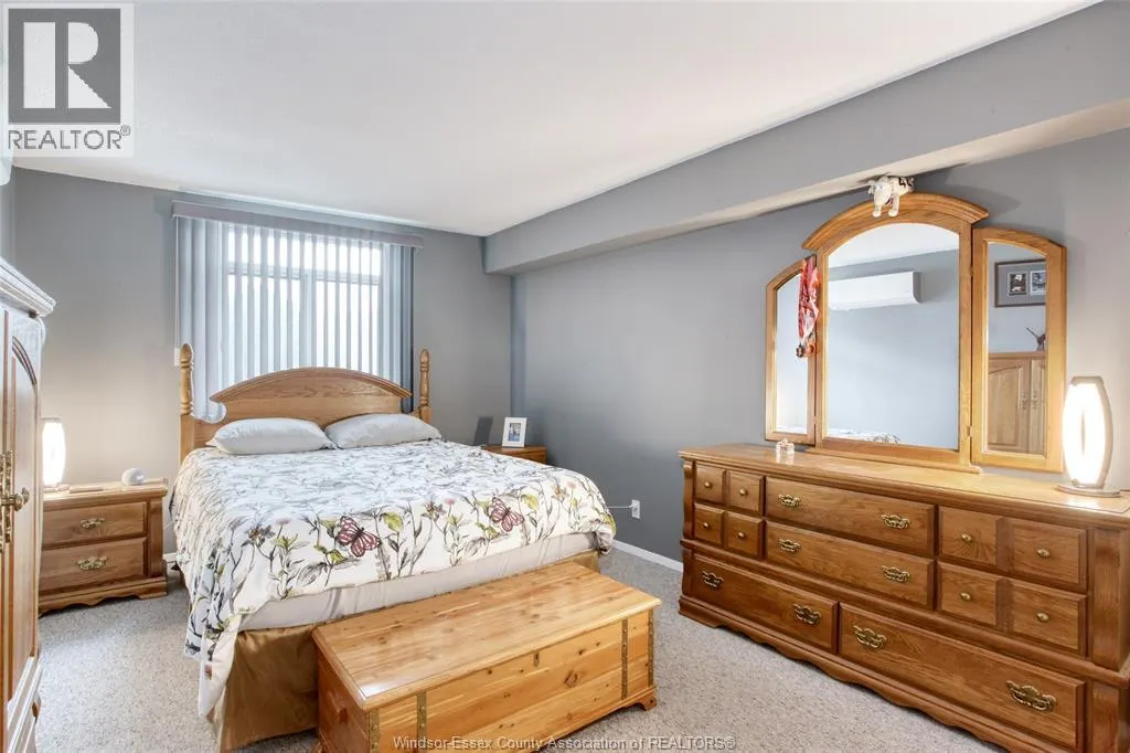 9099 Riverside DRIVE East Unit# W205