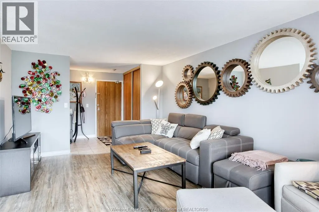 9099 Riverside DRIVE East Unit# W205