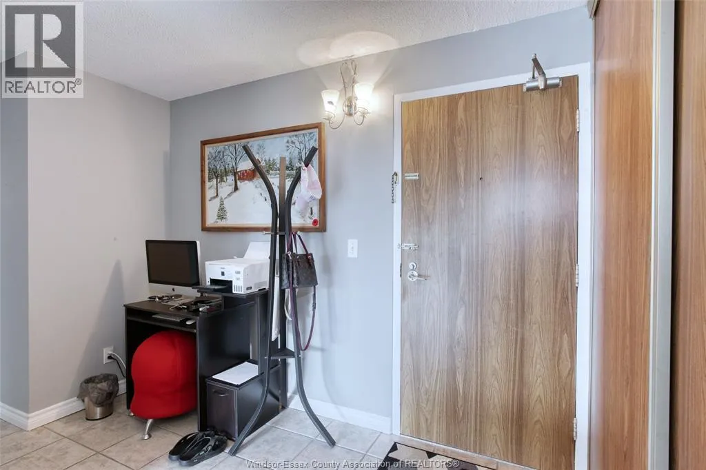 9099 Riverside DRIVE East Unit# W205