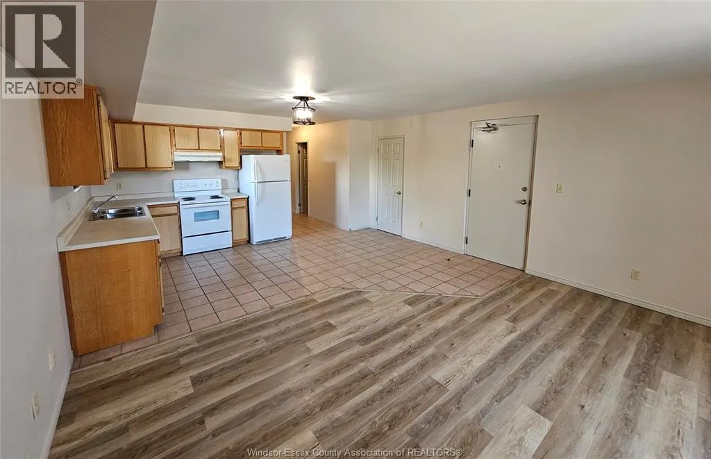 2975 Walker Unit# 301