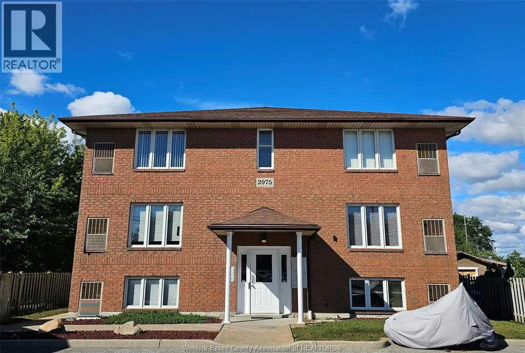 2975 Walker Unit# 301