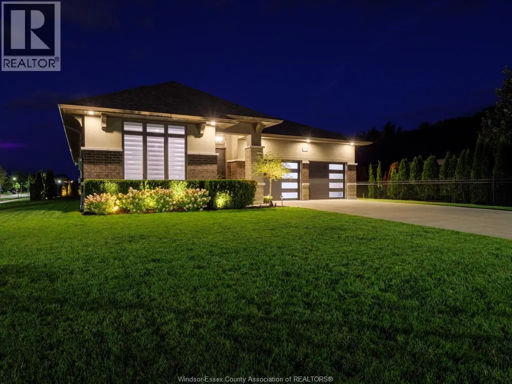 5025 WHISPERING PINES CRESCENT