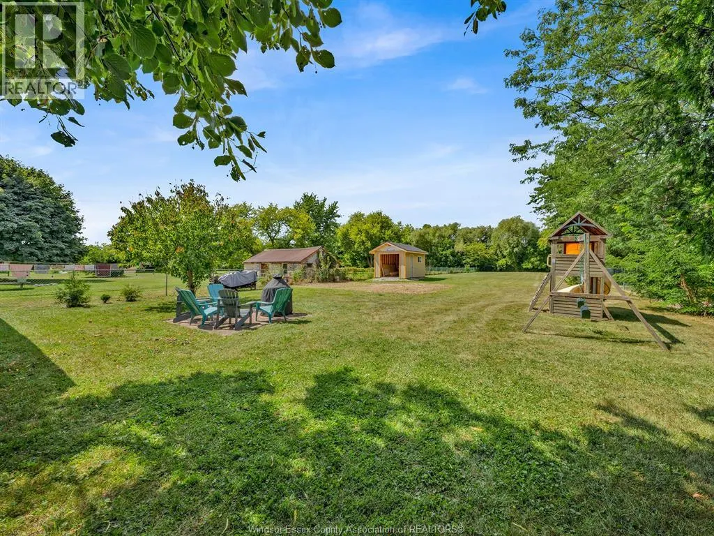 542 CONCESSION RD 2 North