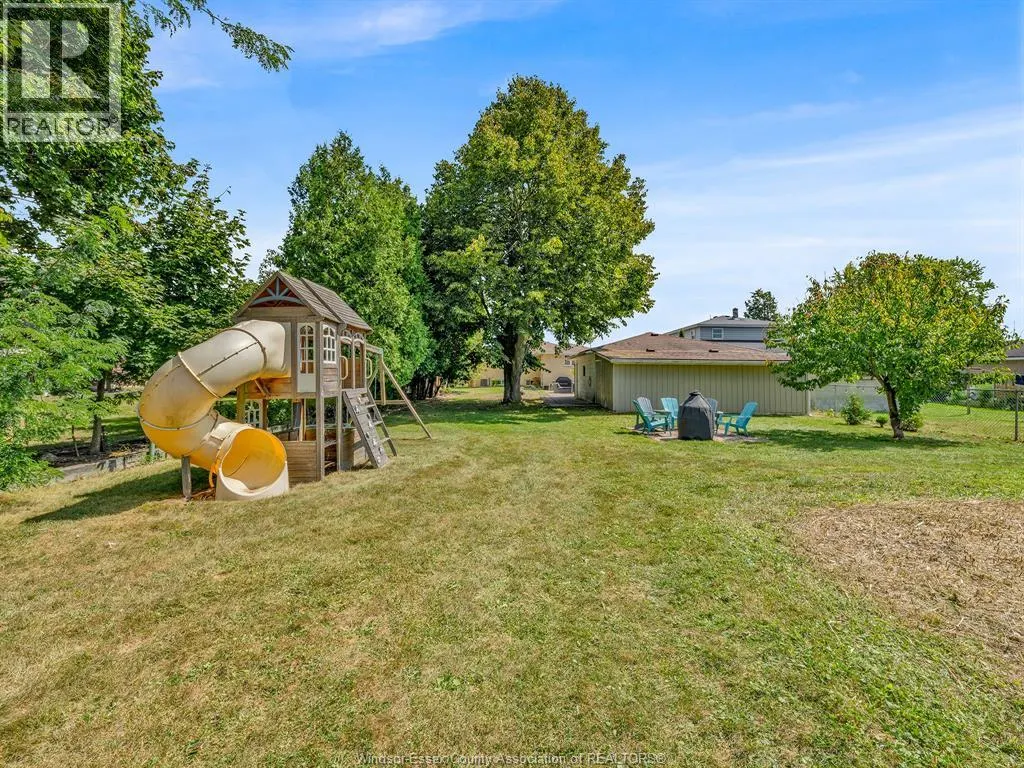 542 CONCESSION RD 2 North